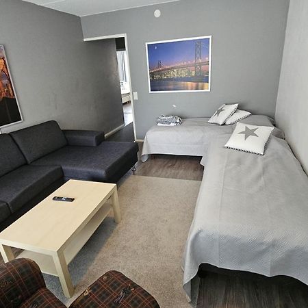 Tilava Kaksio, Saunalla Ja Saehkoeauton Latauksella. Tampere Bagian luar foto
